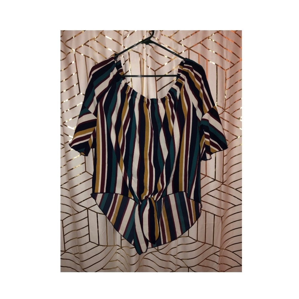 Cold Shoulder Crop Top